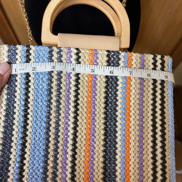 Haute Hippie Raffia Multicolor‎ Purse With Gold Chain Strap And Wooden Handles - Picture 3 of 7